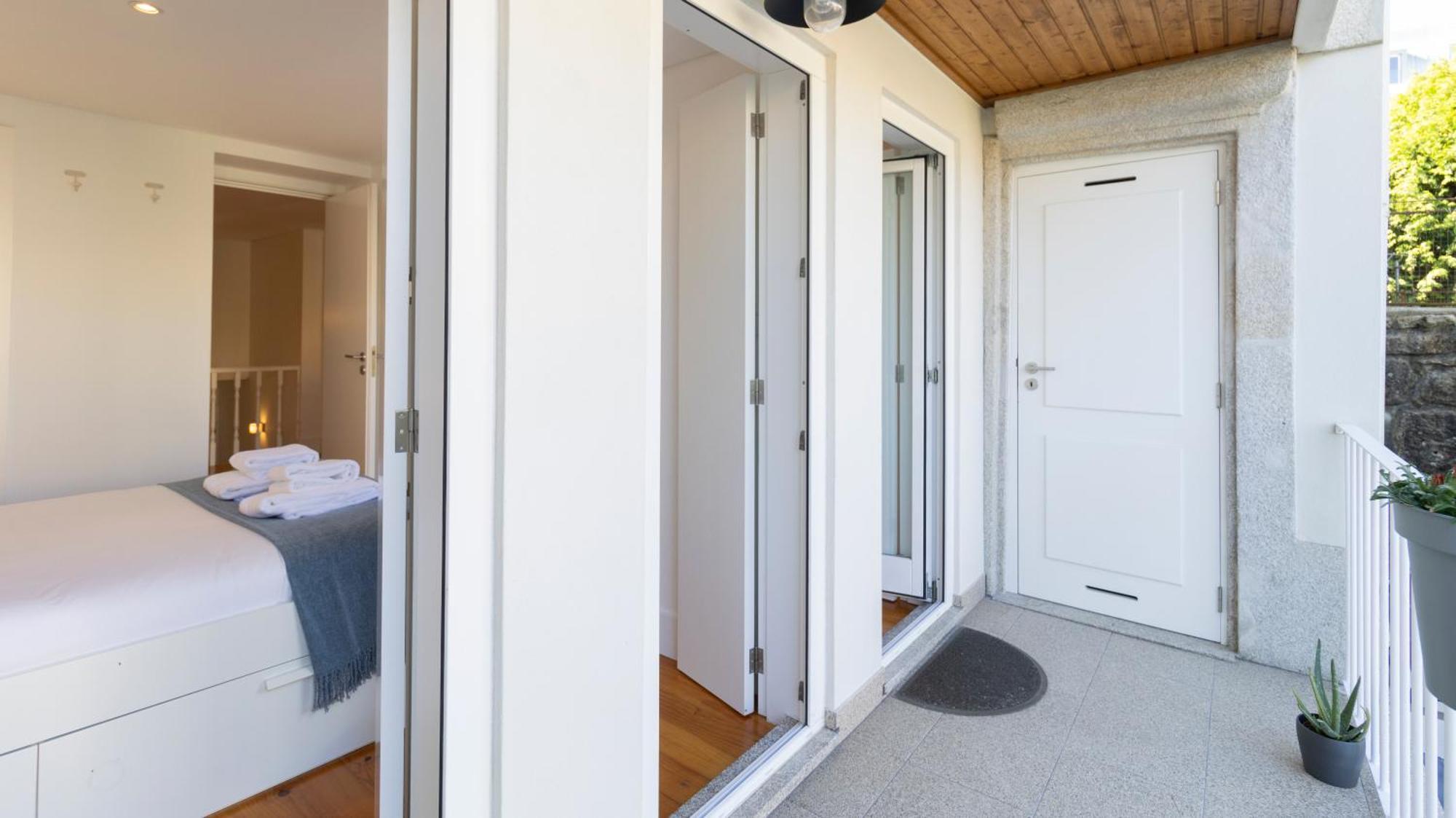 City Center Duplex W Patio By Lovelystay OOporto Exterior foto