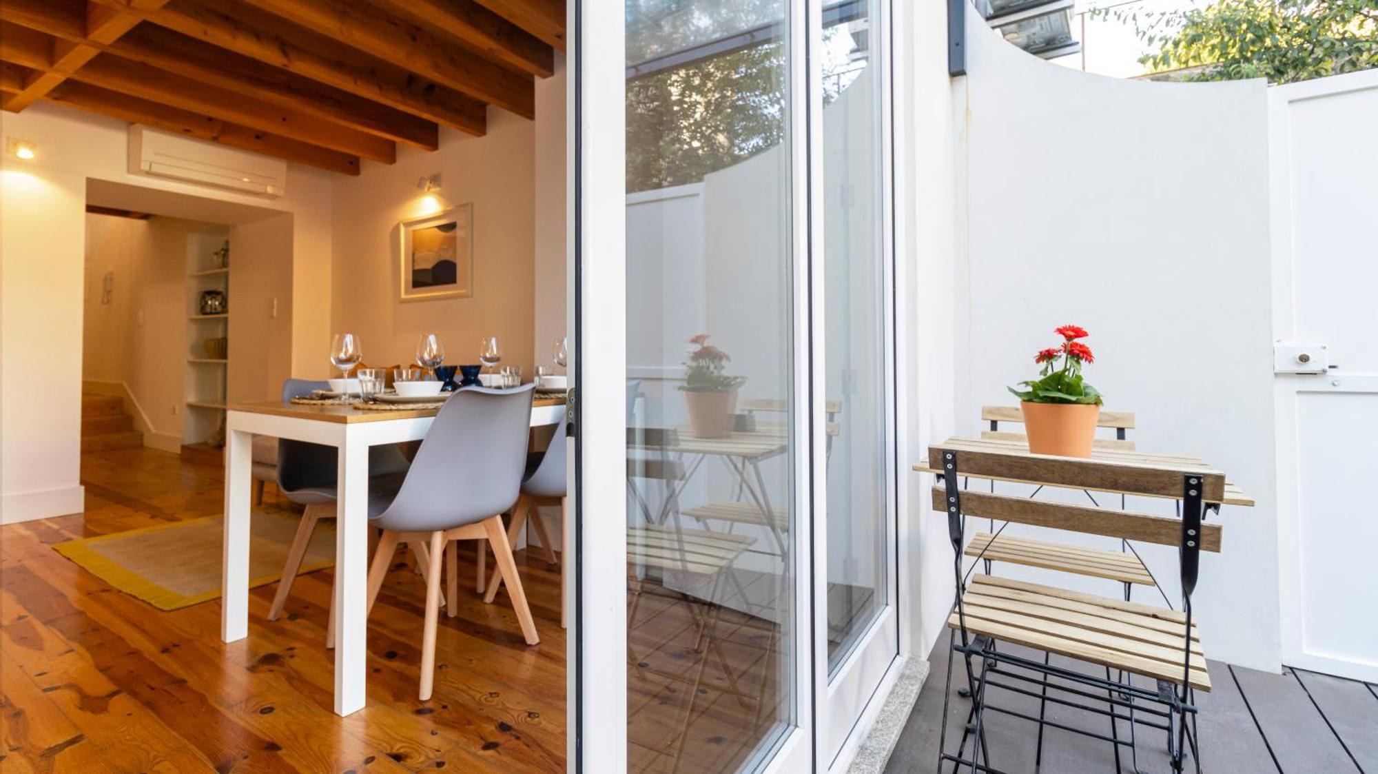 City Center Duplex W Patio By Lovelystay OOporto Exterior foto